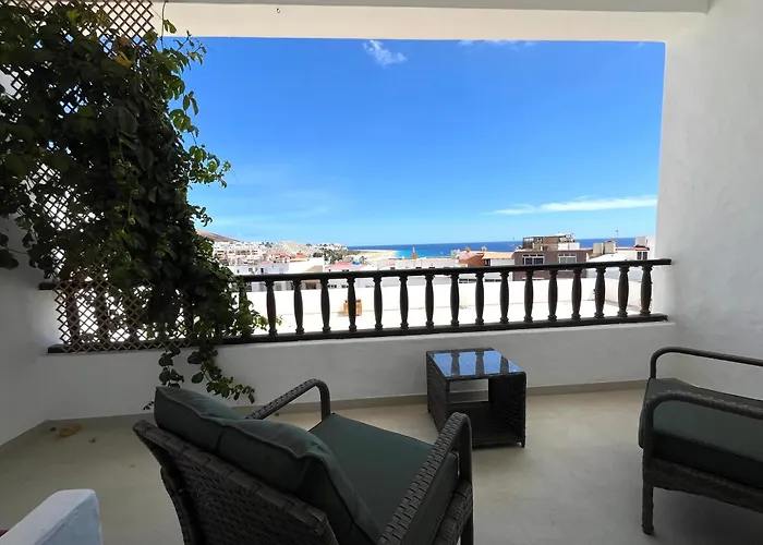 Casa Verde Con Vista Al Mar